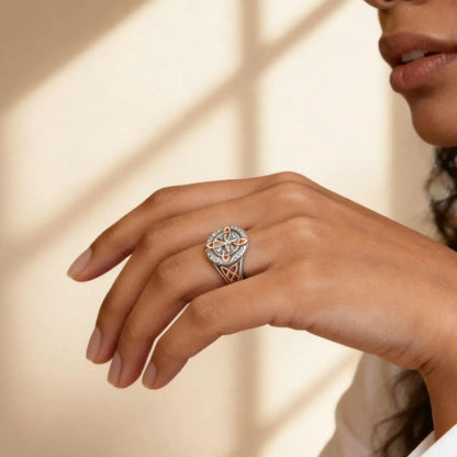 LOVILDS New Elegant Two-Tone Knot Ring – Perfect Gift | 50% Off🎁